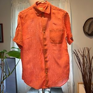 Small, relaxed fit, Reddish-Pink & faint white, 100% Linen short sleeve shirt.